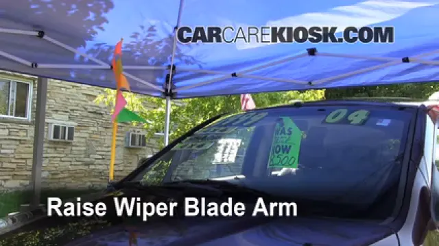 2004 Dodge Durango SLT 5.7L V8 Balais essuie-glace avant Changer les balais des essuie-glace